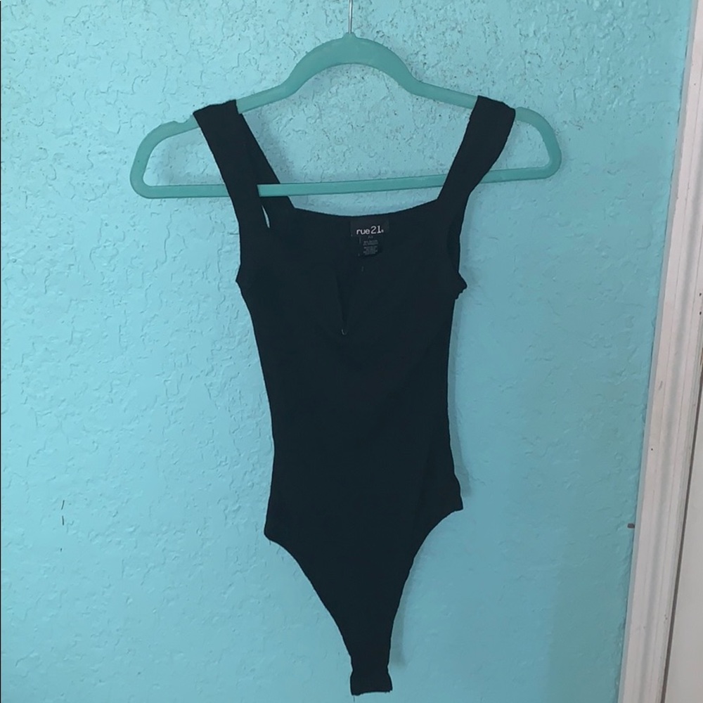 NWOT Rue 21 bodysuit